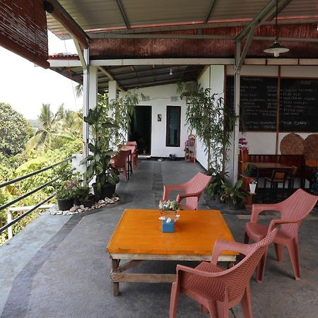 The View Padang, Amazing View, 8 Mins Mentawai Fast Ferry, Cold Beer,Close To Restaurants 外观 照片