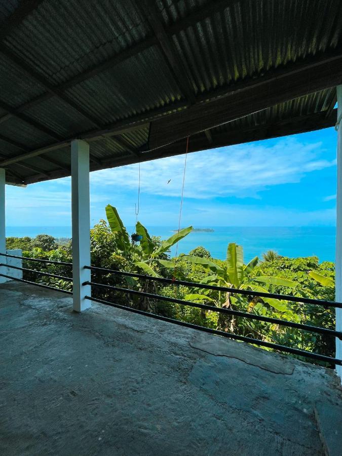 The View Padang, Amazing View, 8 Mins Mentawai Fast Ferry, Cold Beer,Close To Restaurants 巴东 外观 照片