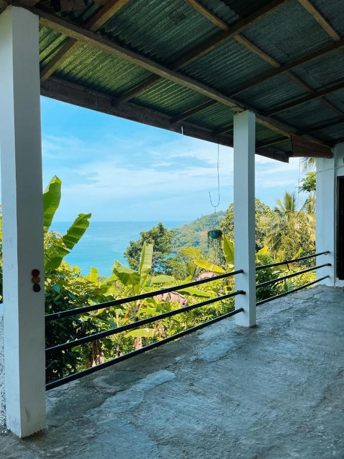 The View Padang, Amazing View, 8 Mins Mentawai Fast Ferry, Cold Beer,Close To Restaurants 外观 照片