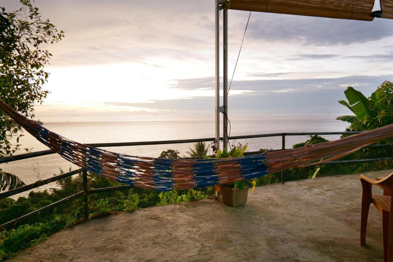 The View Padang, Amazing View, 8 Mins Mentawai Fast Ferry, Cold Beer,Close To Restaurants 外观 照片