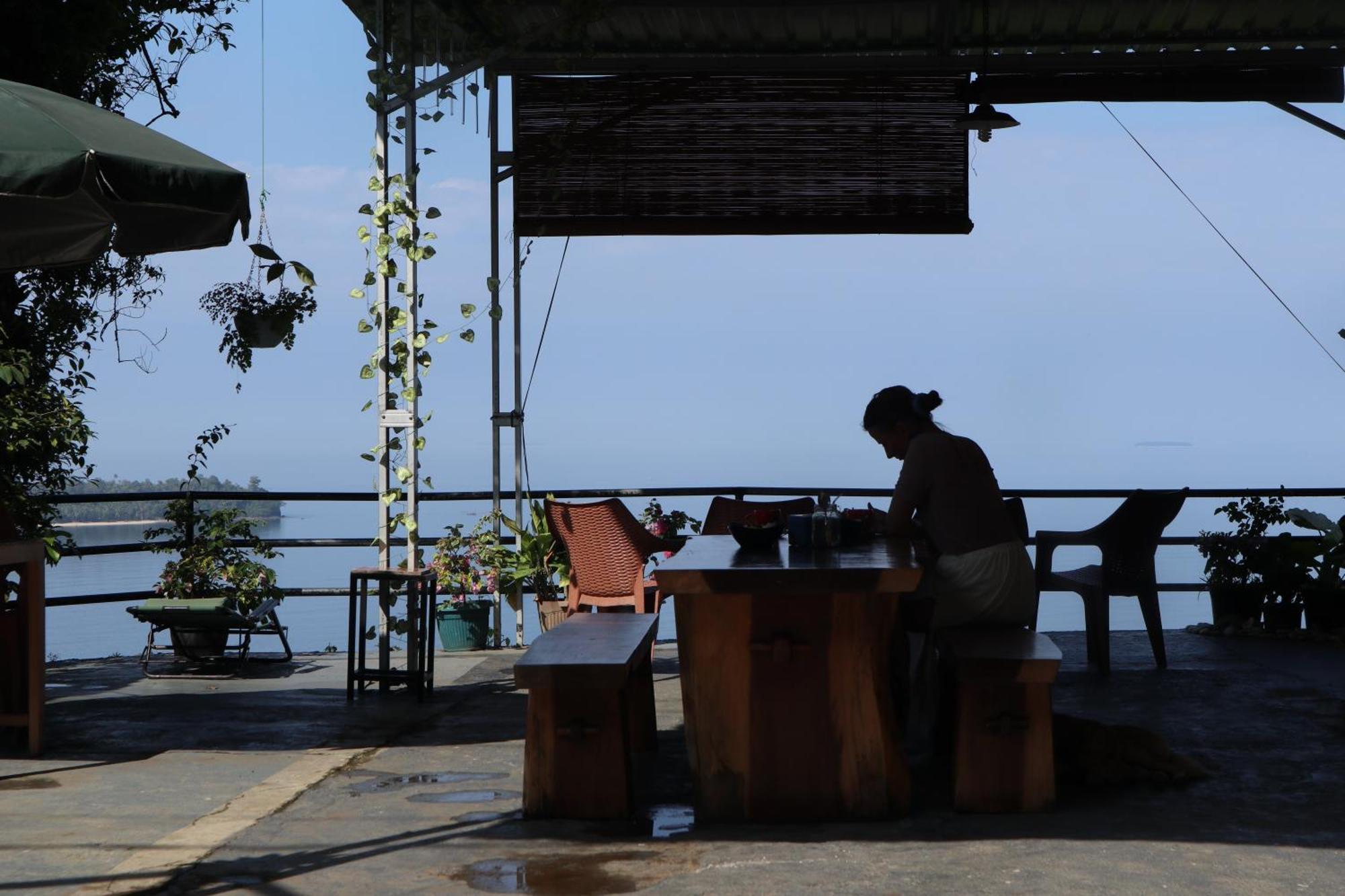 The View Padang, Amazing View, 8 Mins Mentawai Fast Ferry, Cold Beer,Close To Restaurants 巴东 外观 照片