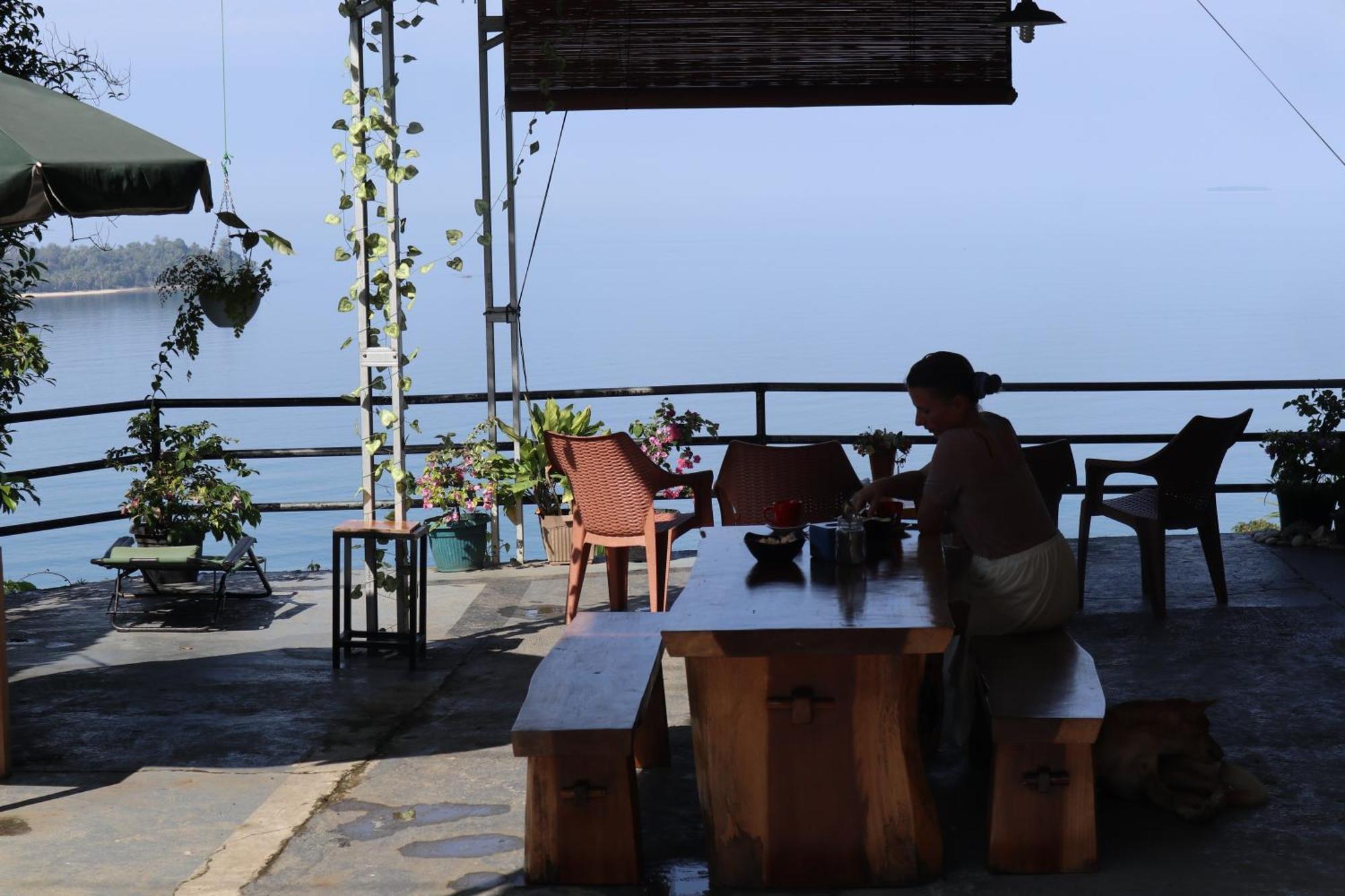 The View Padang, Amazing View, 8 Mins Mentawai Fast Ferry, Cold Beer,Close To Restaurants 巴东 外观 照片