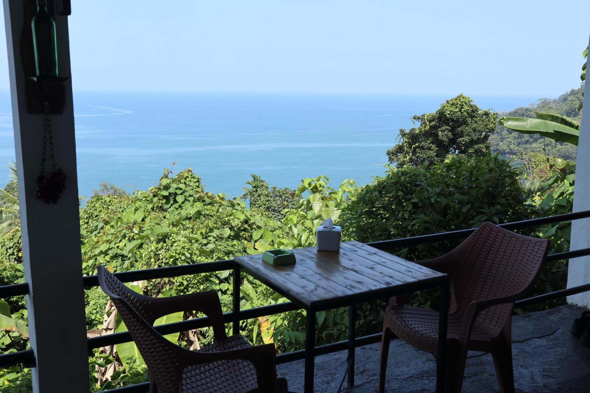 The View Padang, Amazing View, 8 Mins Mentawai Fast Ferry, Cold Beer,Close To Restaurants 外观 照片