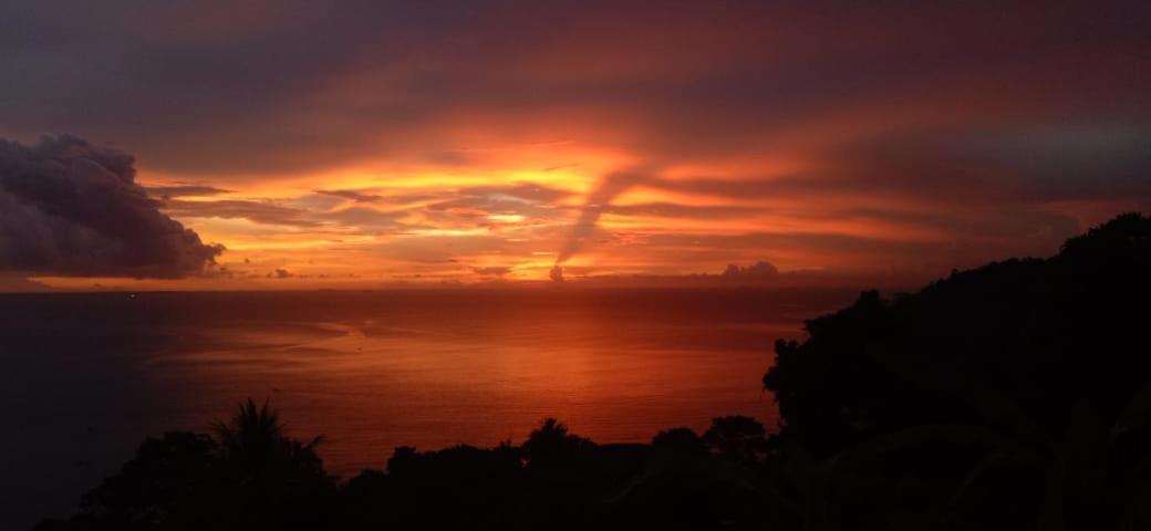 The View Padang, Amazing View, 8 Mins Mentawai Fast Ferry, Cold Beer,Close To Restaurants 巴东 外观 照片